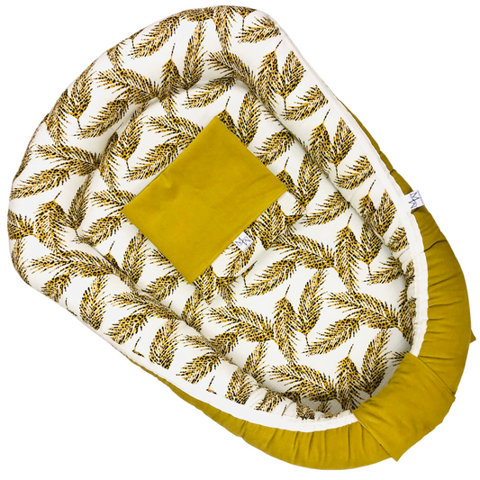 MM CHIC Baby nest Leo feathers ochre | with ZIPPER | in stock