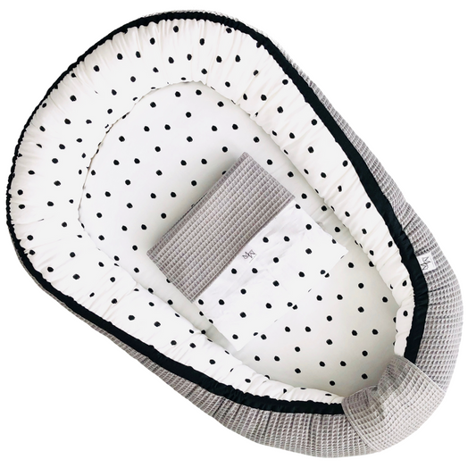 create your own baby nest | M | Uneven studs