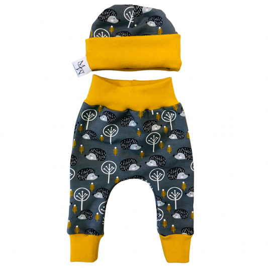 newborn set | Hedgehogs | ochre yellow