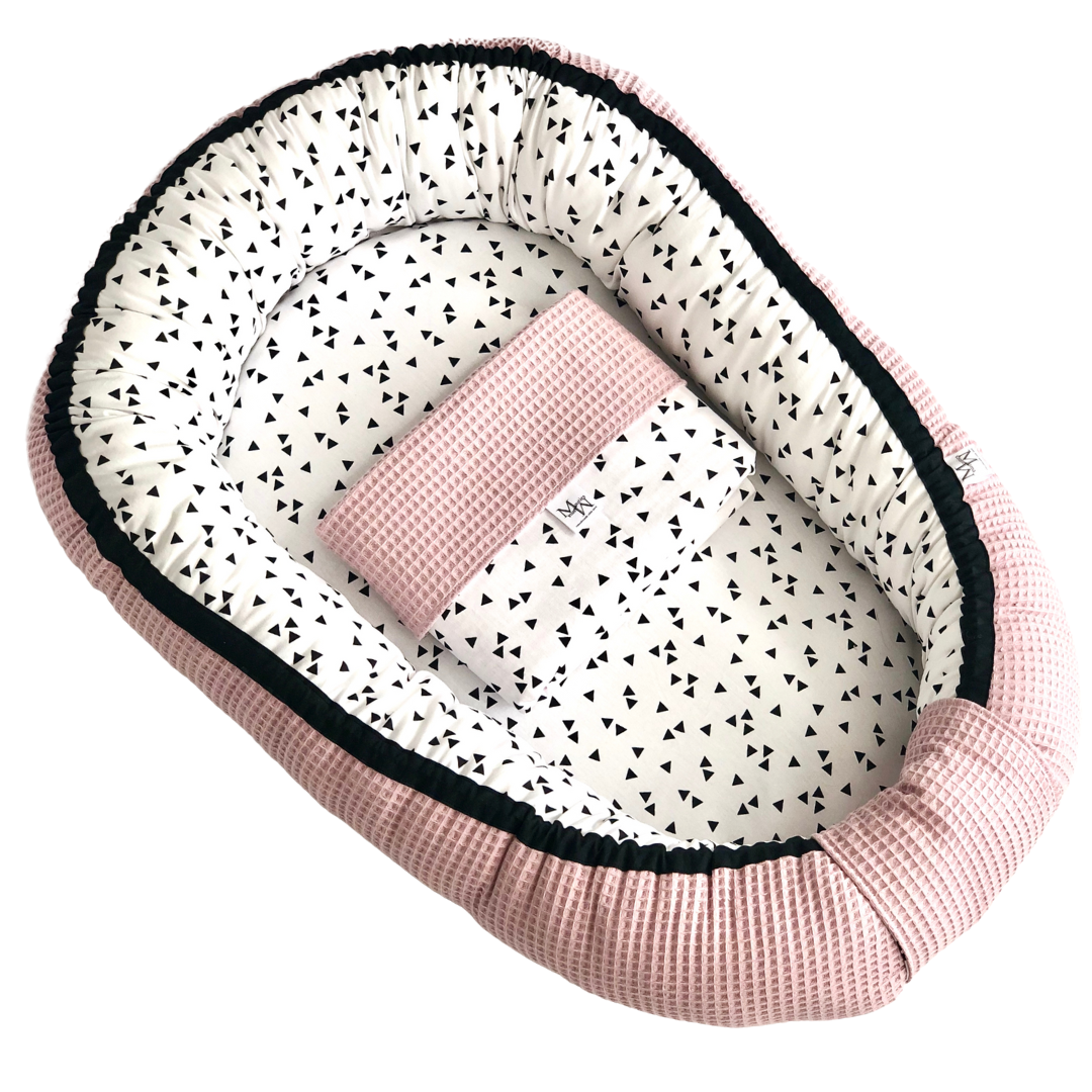 *Dernier* Nid de Bébé Triangles jaune ocre | avec FERMETURE ÉCLAIR | Taille M