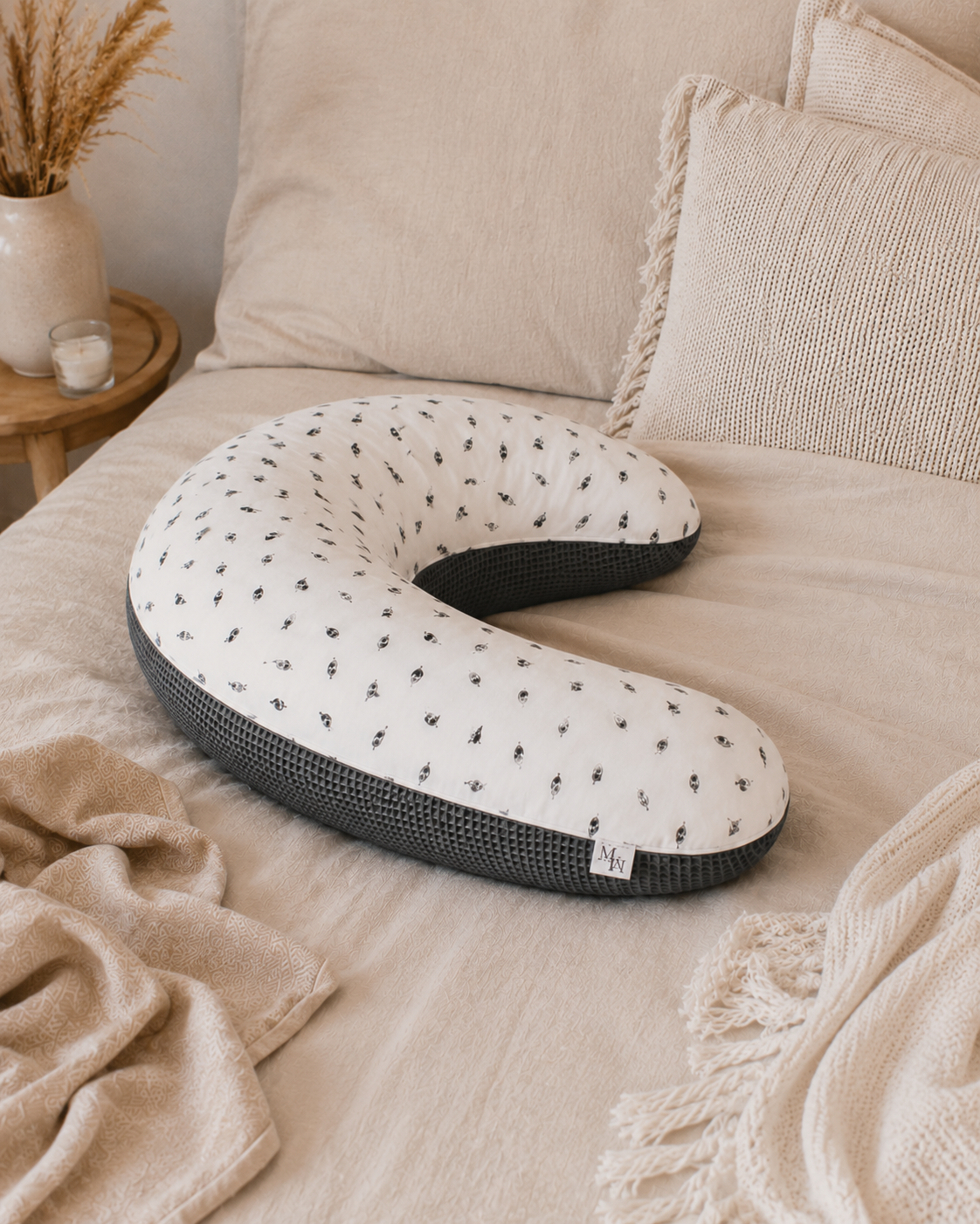 Nursing pillow | cover | compose yourself | feathers