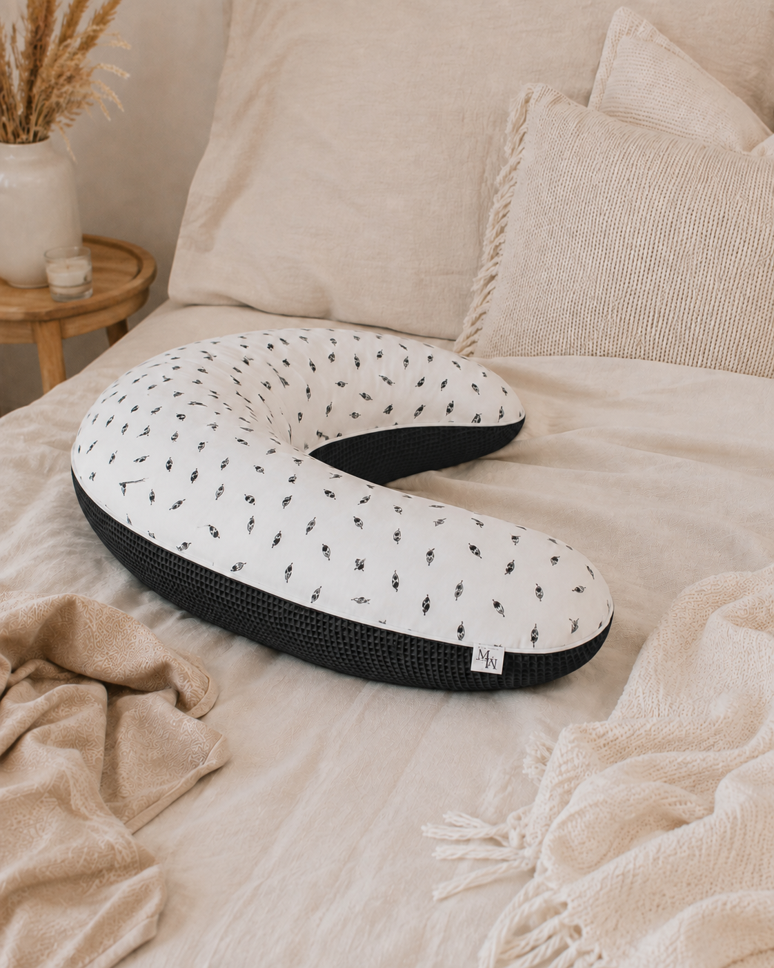 Nursing pillow | cover | compose yourself | feathers